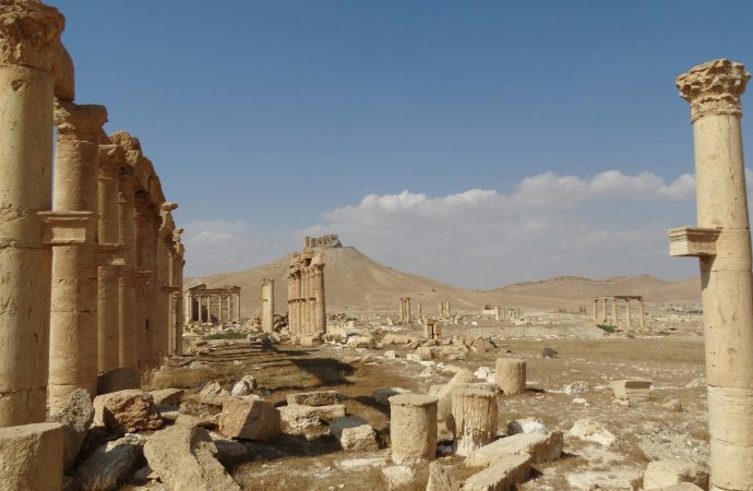 Why ISIL Both Destroys and Exploits the Middle East’s Antiquities