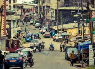 Le Cameroun célèbre l’anniversaire du dialogue national, mais les critiques disent que les résultats ne sont pas atteints